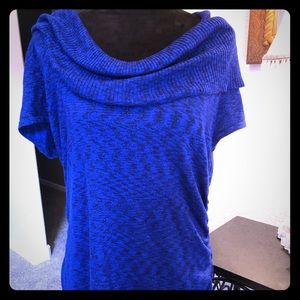 Shimmery electric blue short sleeve sweater